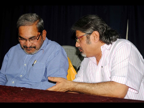 'రాబోయే రోజులు ఆన్‌లైన్ మీడియావే' 