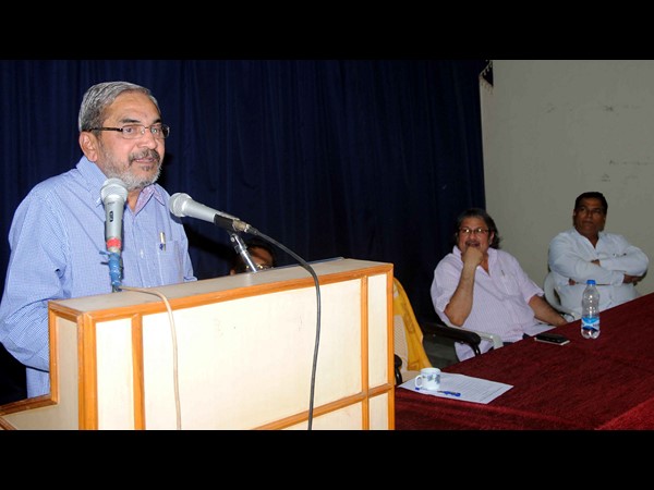 'రాబోయే రోజులు ఆన్‌లైన్ మీడియావే'