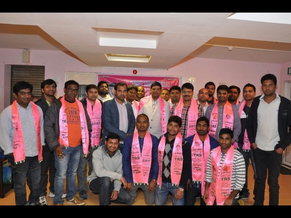 లండన్‌లో ఘనంగా తెలంగాణ ఆవిర్భావ వేడుకలు 