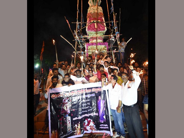 వేడుకలు