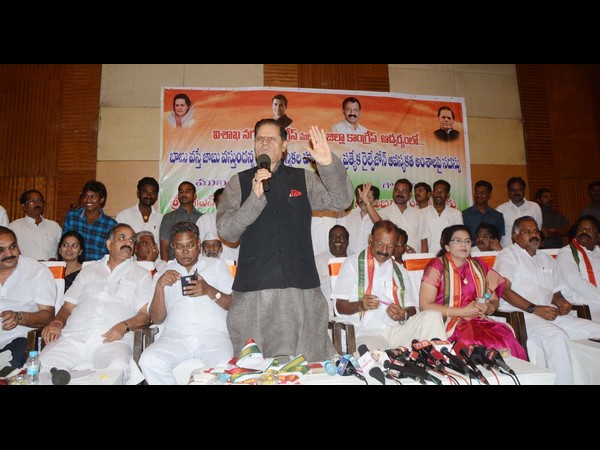 నీచ సంస్కృతి: 'ఇదీ చంద్రబాబు ఘనత'