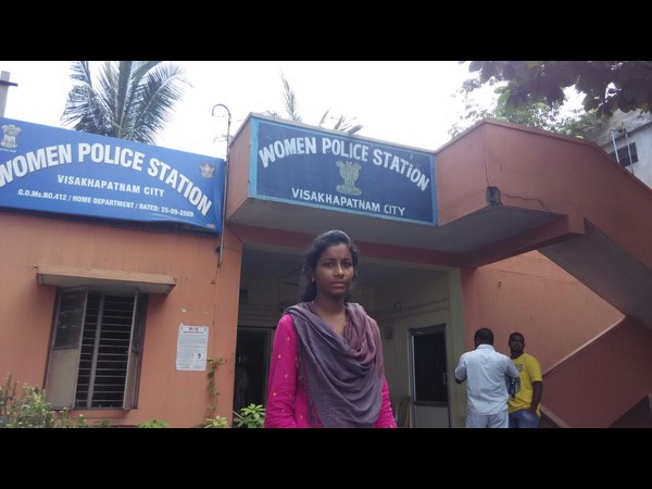  11 కేజీల గంజాయి పట్టివేత: ముఠా అరెస్ట్