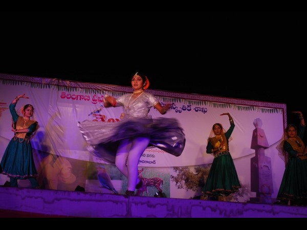 కళా ప్రదర్శనలు