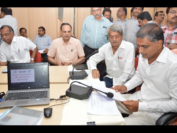  మిషన్ కాకతీయ: 'పూడికతీత మంచిదే' 