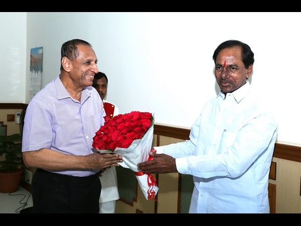 కేసీఆర్ - గవర్నర్