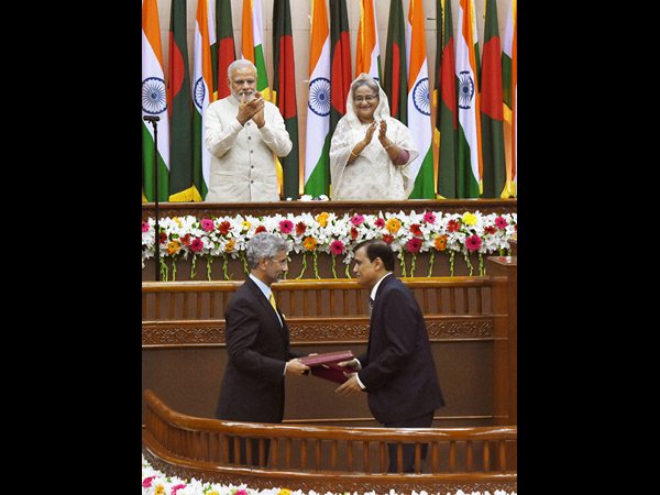 బంగ్లా పర్యటన