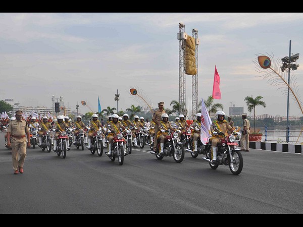 వేడుకలు