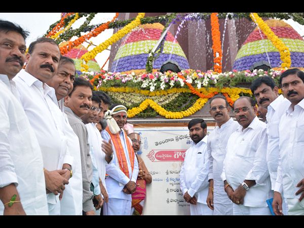 కెసిఆర్