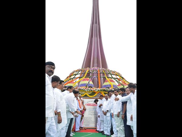 కెసిఆర్