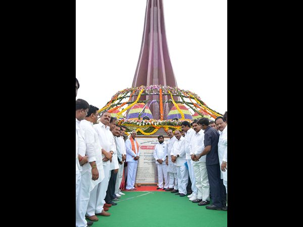 కెసిఆర్