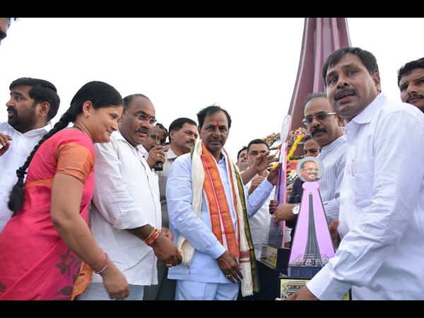 కెసిఆర్