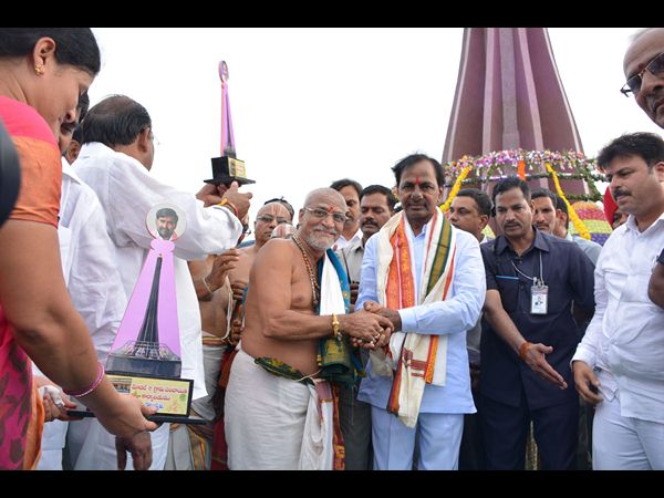 కెసిఆర్