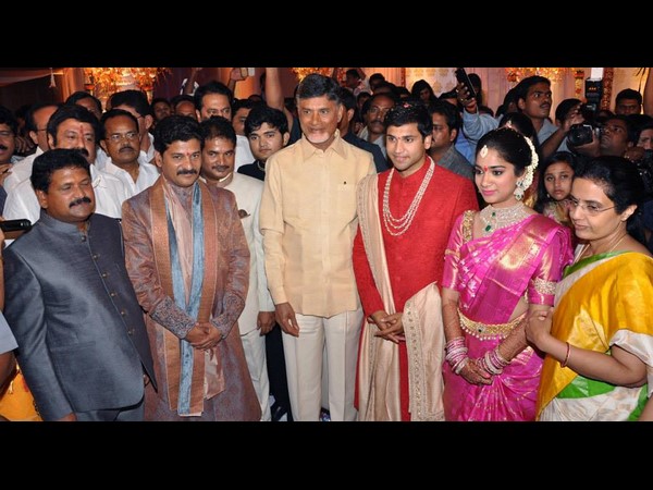  వైభవంగా రేవంత్ రెడ్డి కుమార్తె నైమిశ నిశ్చితార్ధం 