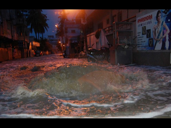 భారీ వర్షం