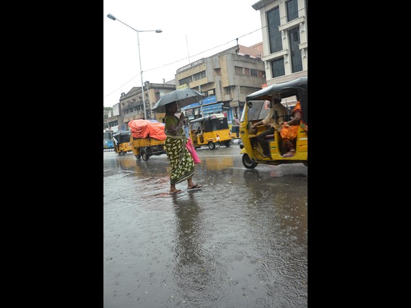 భారీ వర్షం
