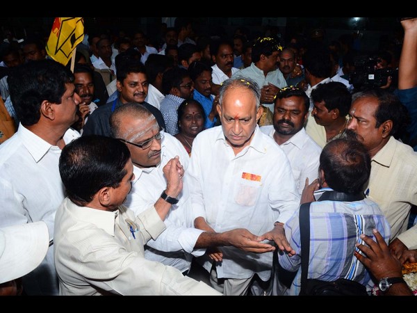  విశాఖ నుంచి ఎమ్మెల్సీగా 'గీతం' మూర్తి 