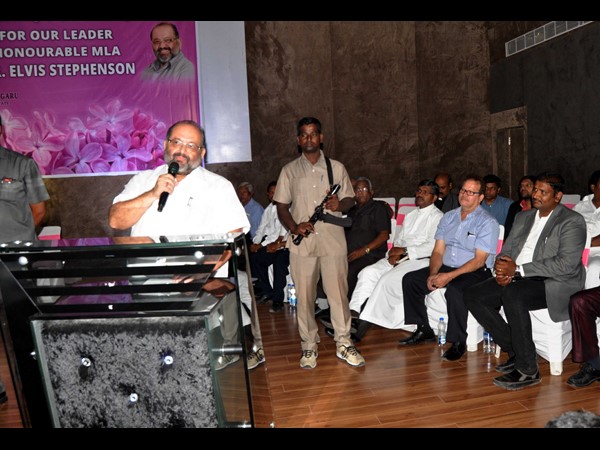  స్టీఫెన్ సన్