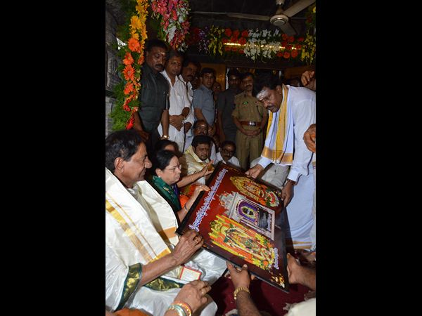 రాజన్న సేవలో కెసిఆర్
