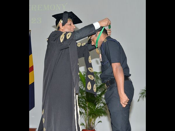 'దేశ రక్షణలో టెక్నాలజీ ఎంతో కీలకం' 'దేశ రక్షణలో టెక్నాలజీ ఎంతో కీలకం'