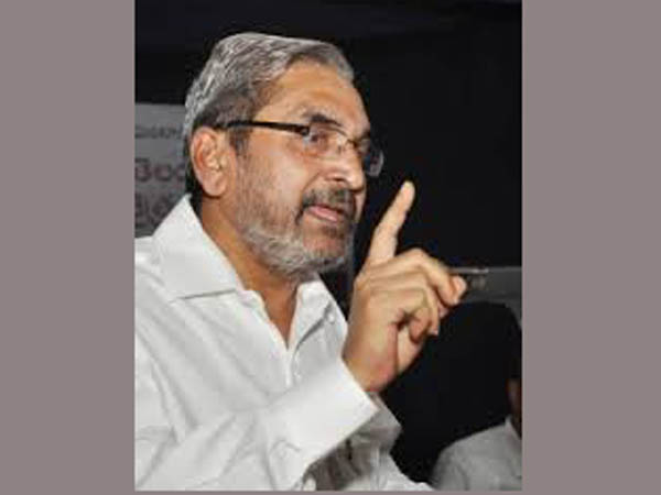 Telangana advocates complain on AP police notice to T News 