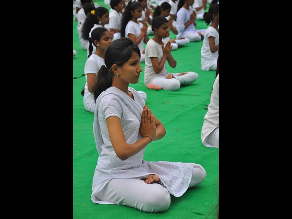 యోగా సాధన యోగా సాధన