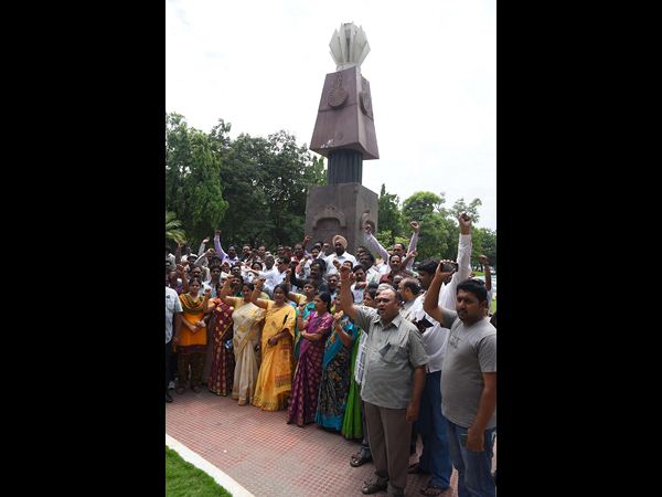 ఆందోళన