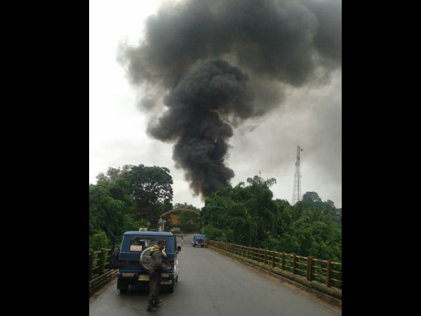 ప్రాణాలు అరచేతిలో ప్రాణాలు అరచేతిలో