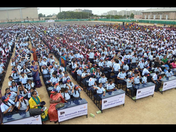 నాణ్యమైన విద్య, సౌకర్యాలు మెరుగుపరుస్తాం: మంత్రి హరీశ్