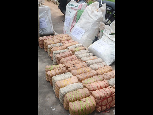  భారీగా గంజాయి స్వాధీనం: 410 కేజీల పట్టివేత 