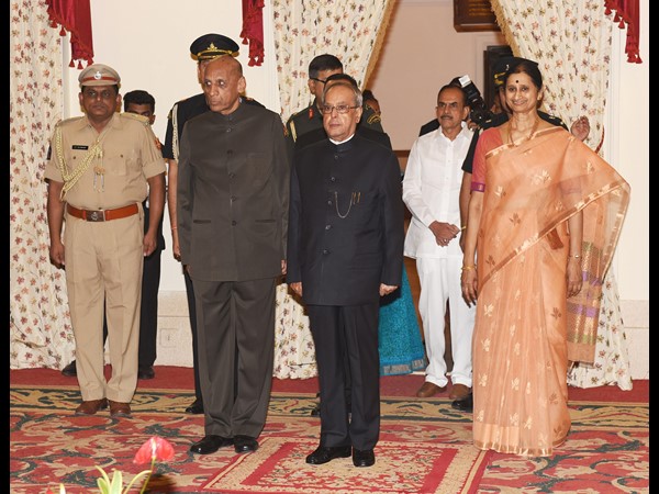ఇలా ఫోటోలో..