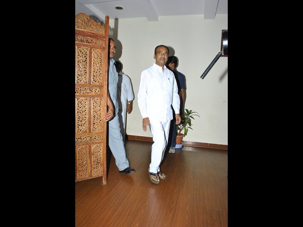 మంత్రి ఈటెల