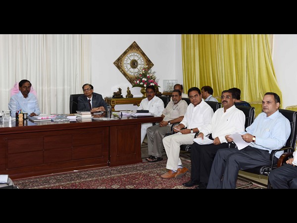 కెసిఆర్-పనగరియా