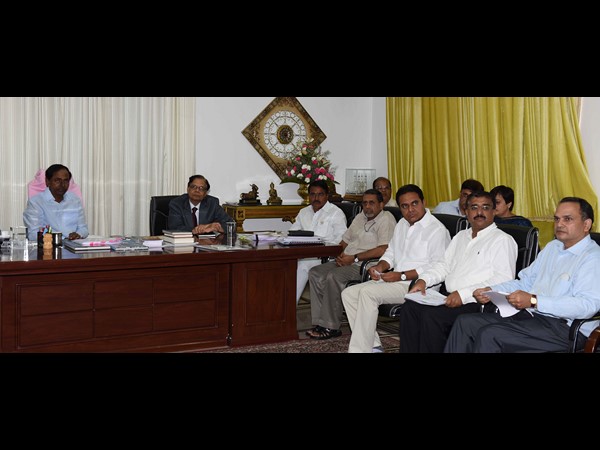 కెసిఆర్-పనగరియా