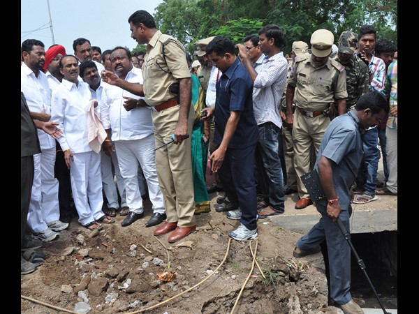 కరీంనగర్‌లో పేలుడు