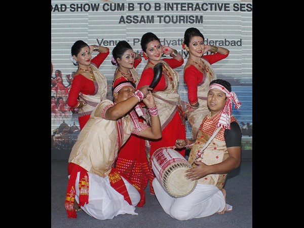 నృత్య సమ్మోహనం