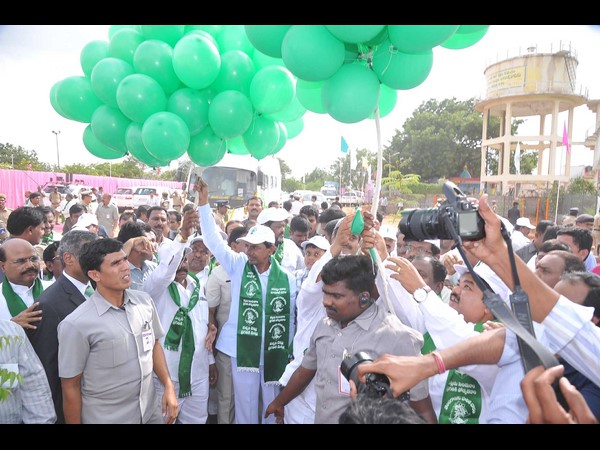 సిఎం కెసిఆర్