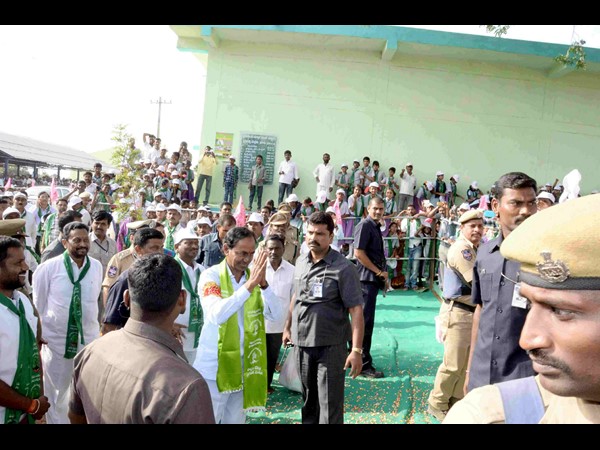 కెసిఆర్