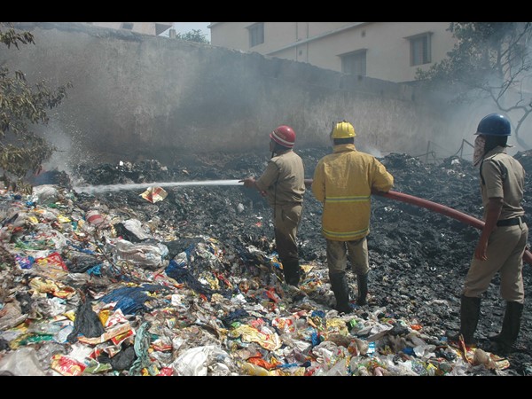  ప్లాస్టిక్ పరిశ్రమలో అగ్ని ప్రమాదం
