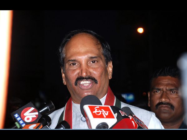 రాష్ట్రపతిని కలిసిన టి కాంగ్రెస్ నేతలు