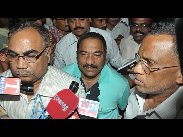  సండ్ర అరెస్టును నిరసిస్తూ ఆందోళన