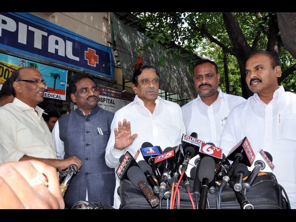  రాష్ట్రపతికి ఫిర్యాదు