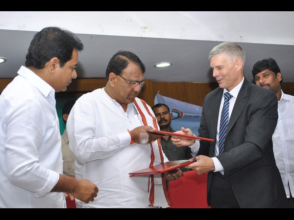 అగ్రి ఫాబ్లెట్ ప్రారంభోత్సవం