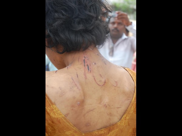 వారిద్దరి అరెస్టు... వారిద్దరి అరెస్టు...