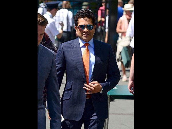  వింబుల్డన్: భార్యతో సచిన్, ప్రేయసితో కోహ్లీ 