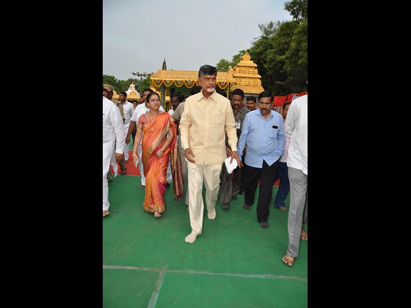 పుష్కర సంరంభం