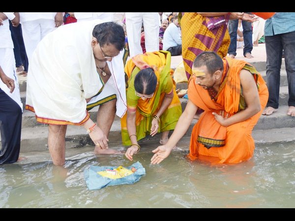 పోచారం పోచారం