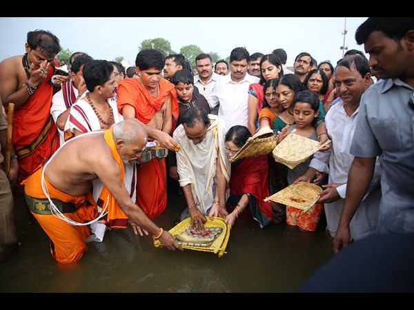 ధర్మపురిలో..