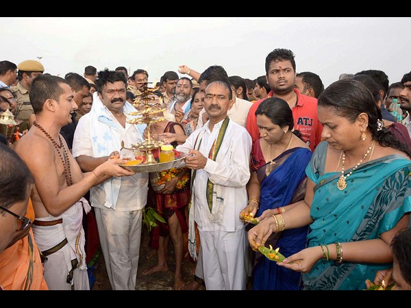 కాళేశ్వరంలో..