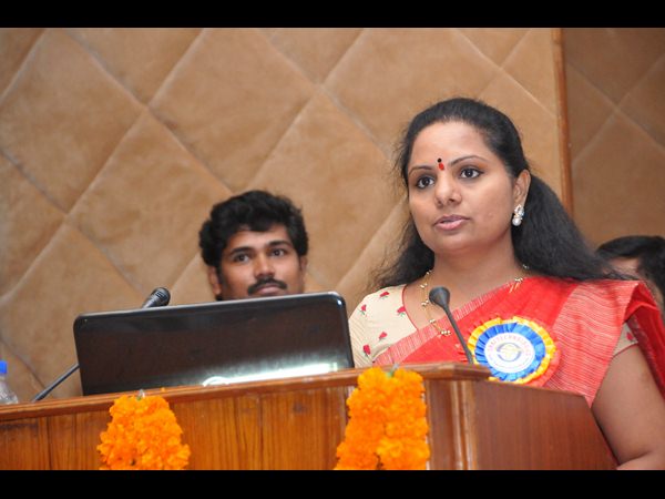 ఎంపి కవిత