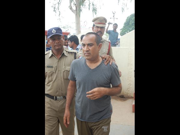 ప్రత్యూష తండ్రి